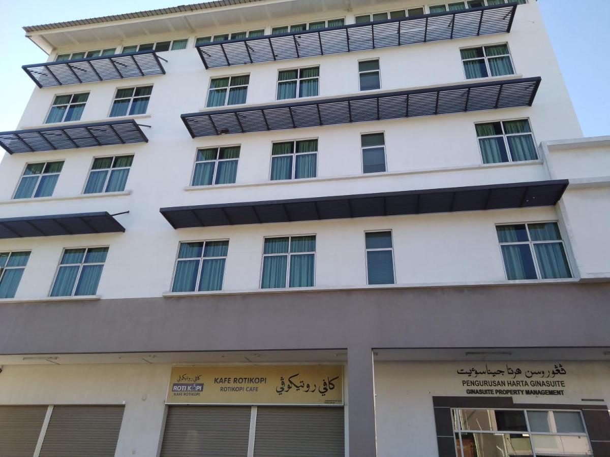 昆普勒克吉拿27号酒店 斯里巴加湾市 外观 照片