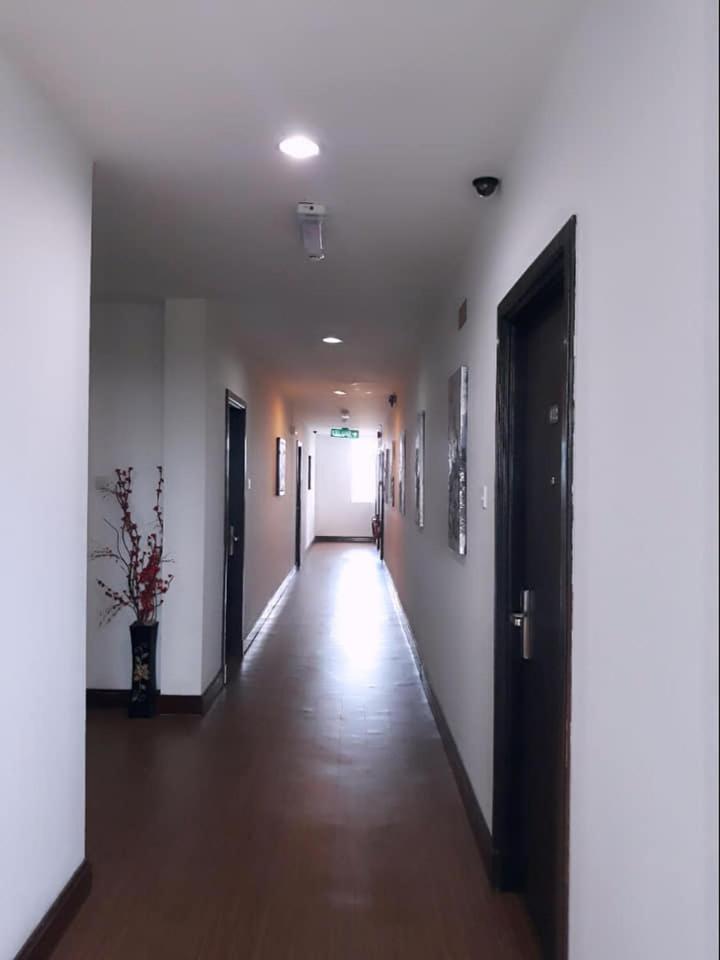 昆普勒克吉拿27号酒店 斯里巴加湾市 外观 照片
